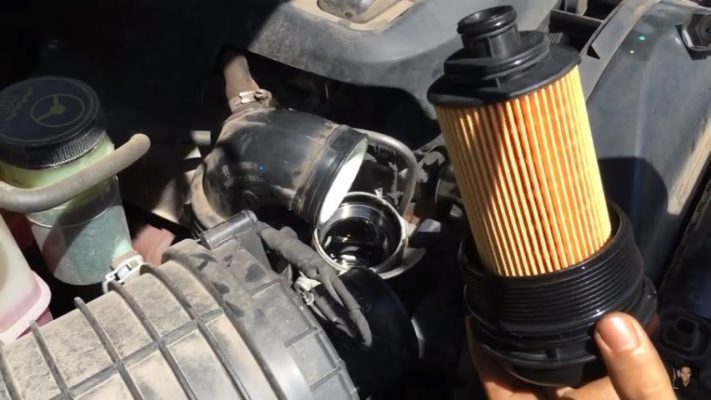 Lọc nhớt​? Thời điểm thích hợp để thay lọc nhớt