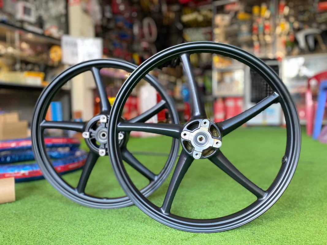 Mâm Racing Boy​ 5 Cây, 6 Cây, 8 Cây Loại Nào Tốt Không?