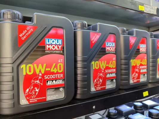 Nhớt Liqui Moly - Giá Nhớt Và Địa Chỉ Mua Hàng Uy Tín