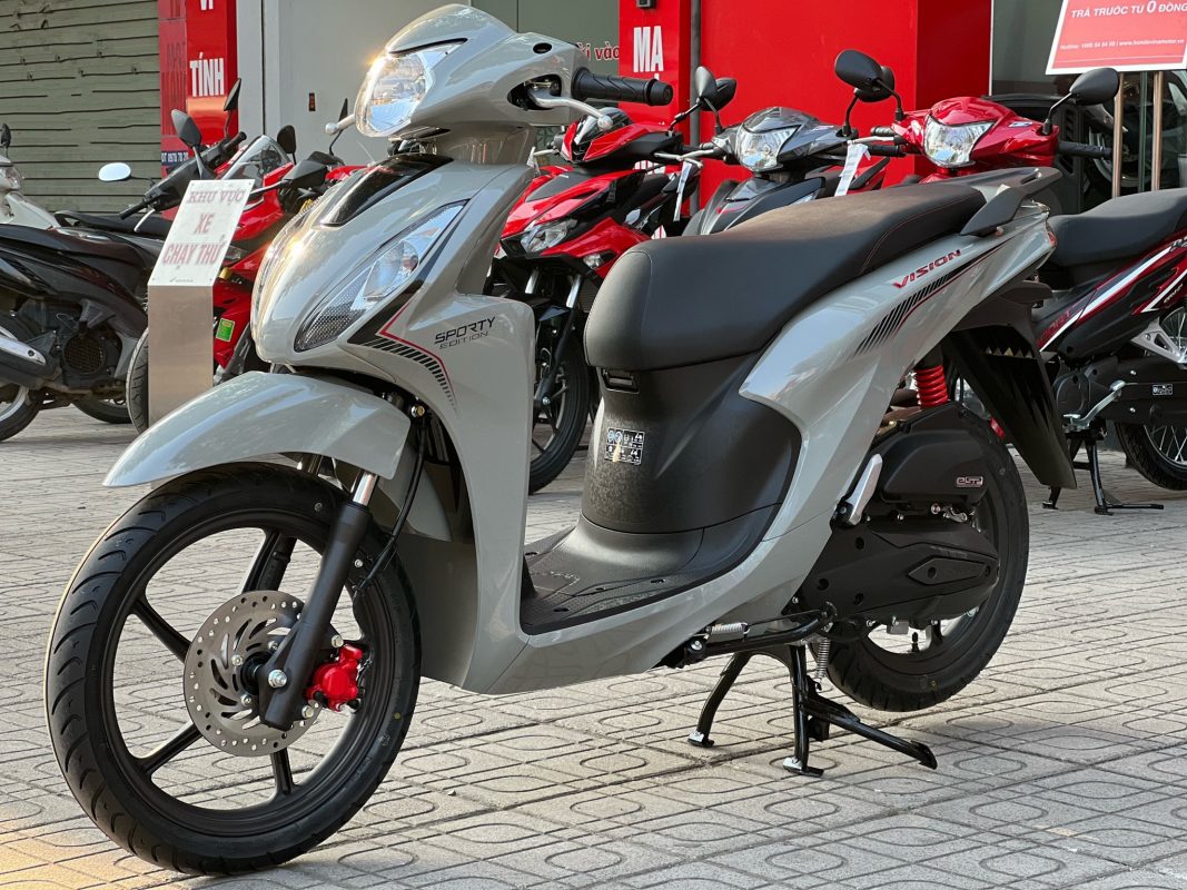 Vỏ xe không ruột vision giá bao nhiêu?
