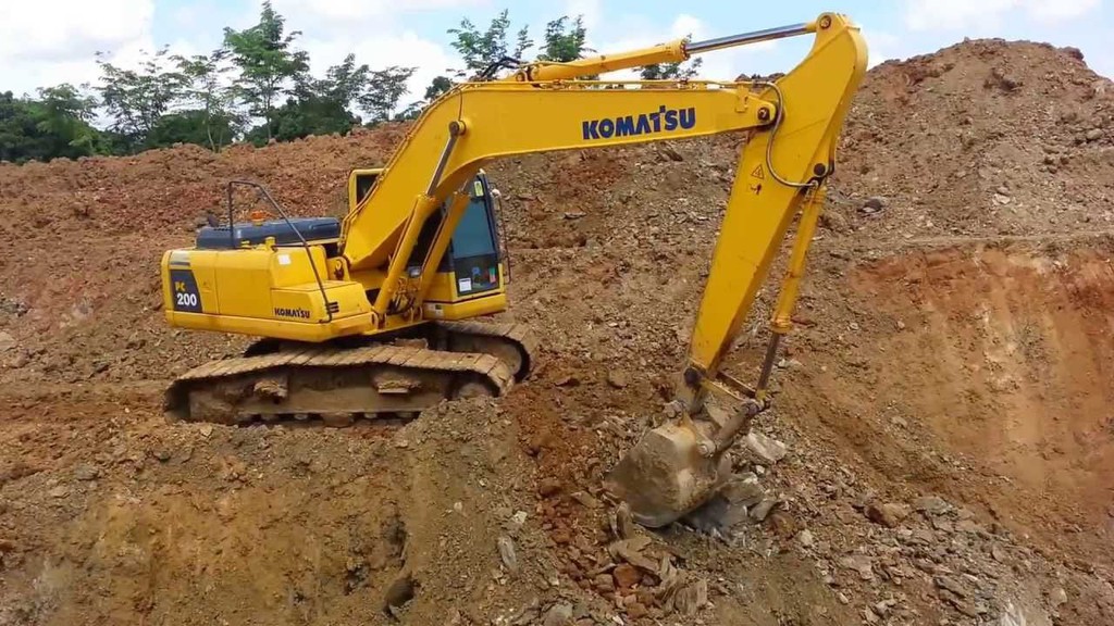 giá nhớt Power Up cho máy xúc 2025