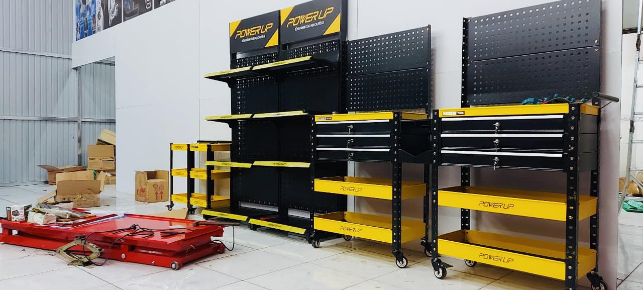 Vị trí đặt kệ trưng bày nhớt Power Up tối ưu nhất)